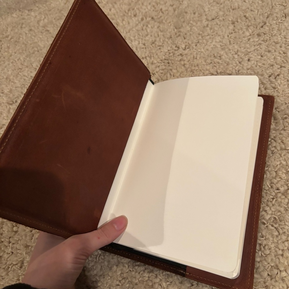 Holtz Leather Co. Thick Brown Full Grain Leather Bound Writing Journal Notebook - Picture 4 of 10